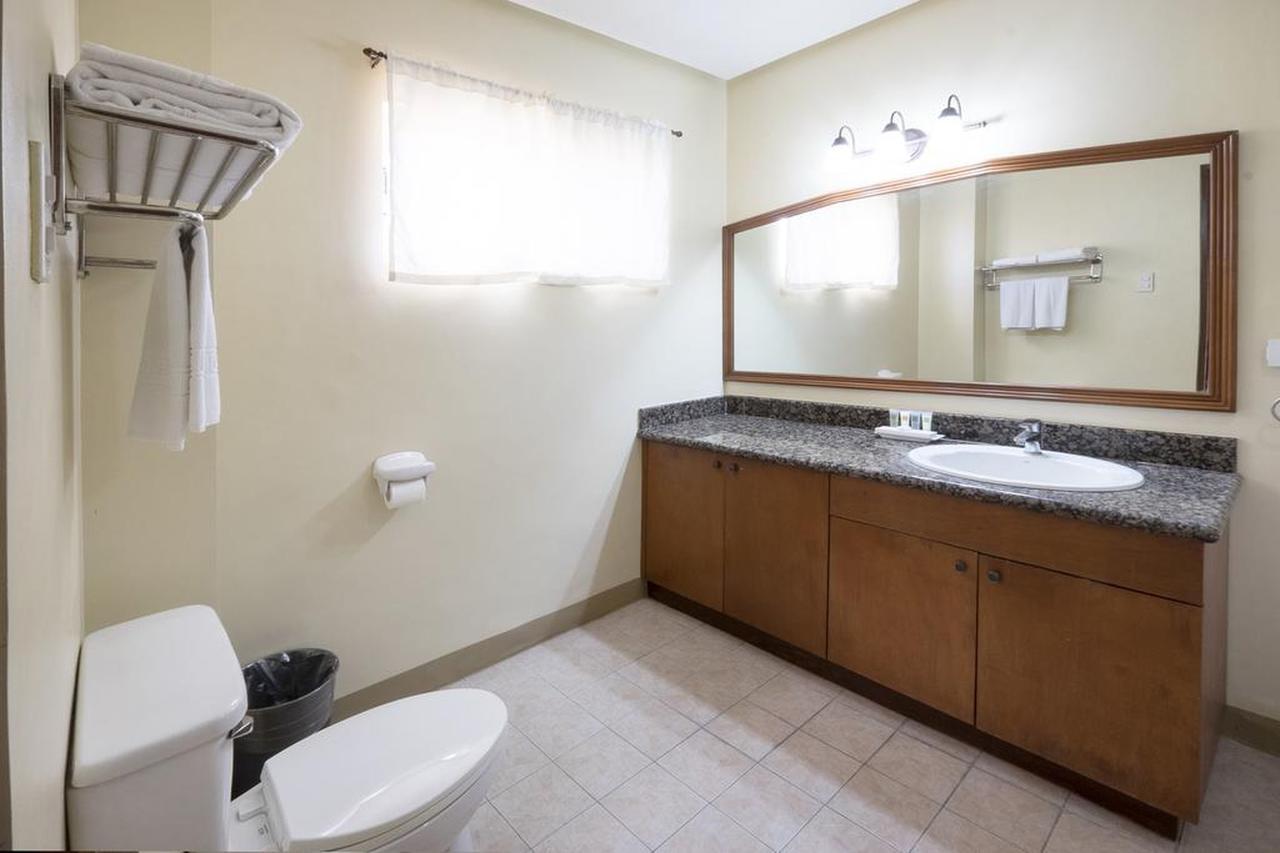 Zen Premium Apas Hotel